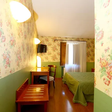 Hotell Locanda Stella D'oro Soragna